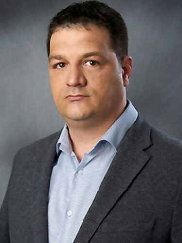 Nas-tim-slika-Ivan-Naumovski-1